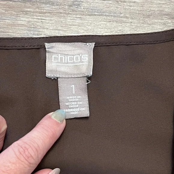 Chico’s • Cold Shoulder Long Sleeve Blouse - Picture 5 of 10